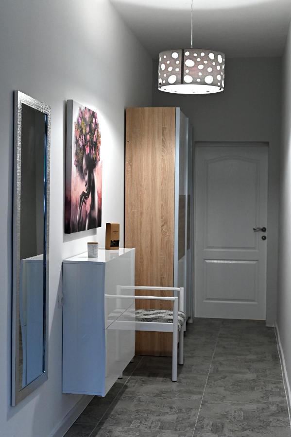 Studio Apartman Sandra, Имотски Экстерьер фото