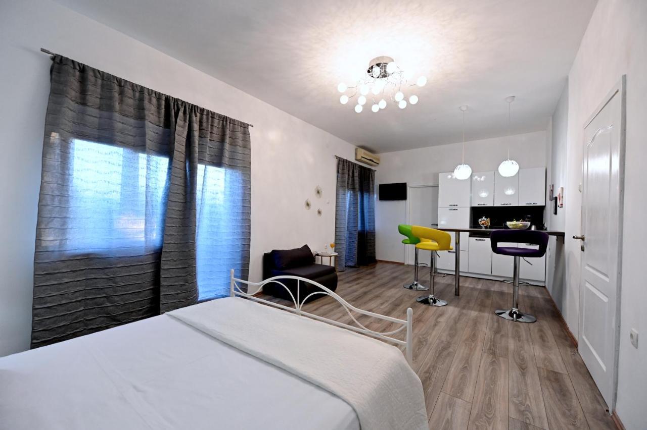 Studio Apartman Sandra, Имотски Экстерьер фото